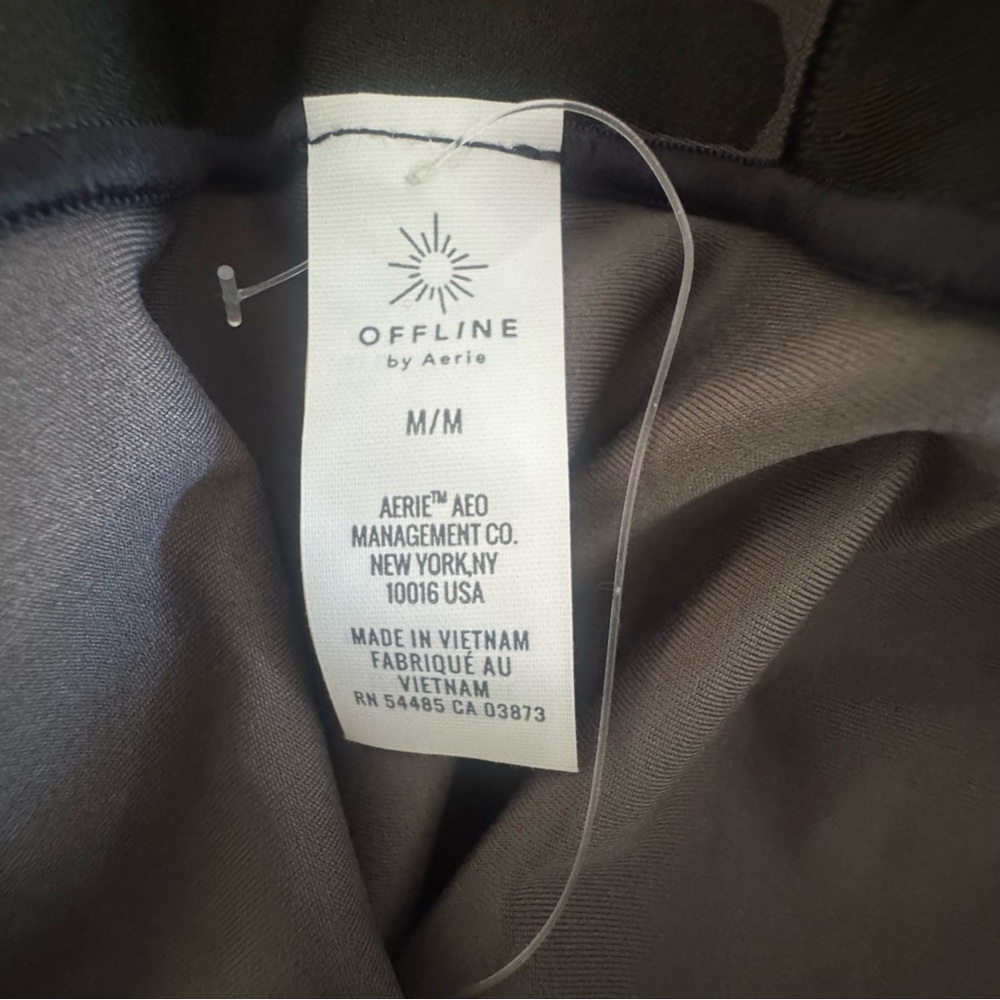 NWT OFFLINE by Aerie Real Me Hi-Rise 7/8 Legging Camo Green/Black Women’s M - Picture 9 of 11